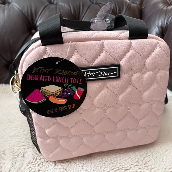 Betsey Johnson Handbags - Betsey Johnson NWT Pink Insulated Lunch Tote